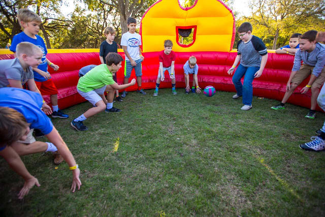 Gaga Ball 1
